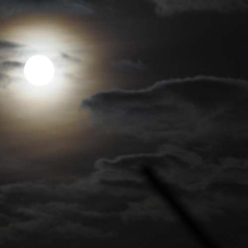 SKT 해킹 피해, 보상 및 위약금 면제 - 해외 로밍 필수 확인!